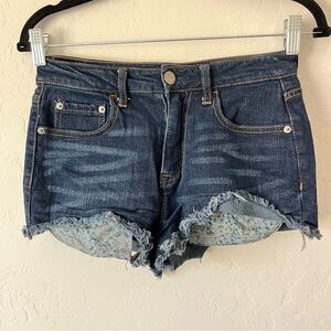 Aeropostale High Waisted Shorty Blue Jean Shorts Distressed Frayed Hem Size 4